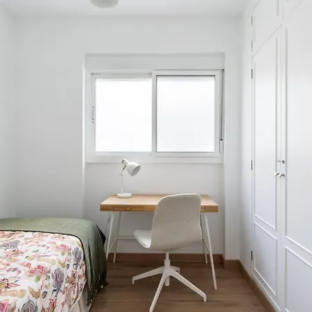 Magnifico Atico En Frente De La Feria Sevilla